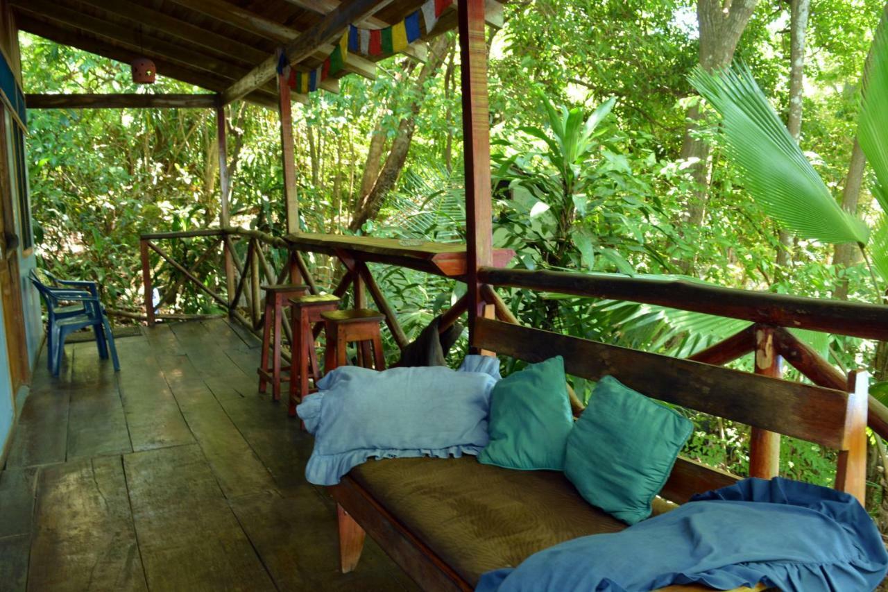 Hotel Luna Llena Nicoya Exteriör bild